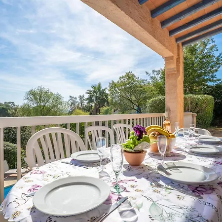 Semesterbostad Bartavelle By Interhome