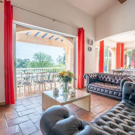 Semesterbostad Bartavelle By Interhome