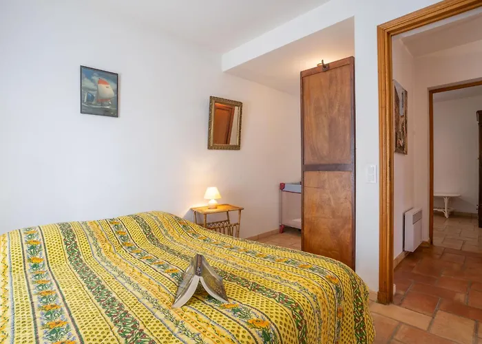 Bartavelle By Interhome Nyaraló